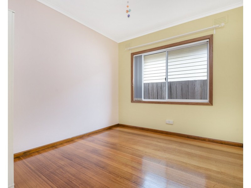 8 Sydney Street, Clayton South VIC 3169