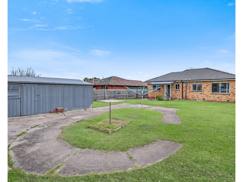 8 Sydney Street, Clayton South VIC 3169