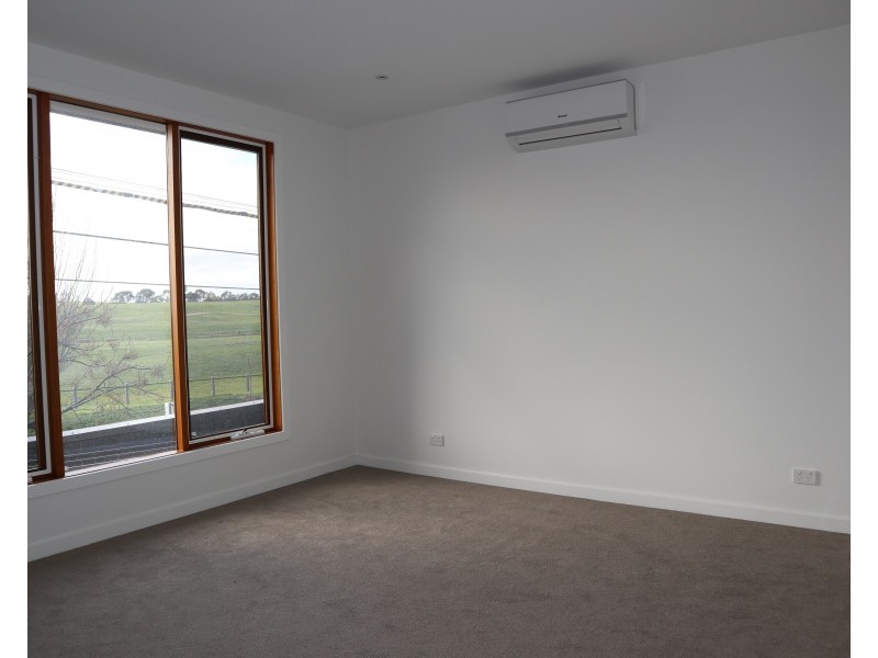 250 Spring Road, Dingley Village VIC 3172