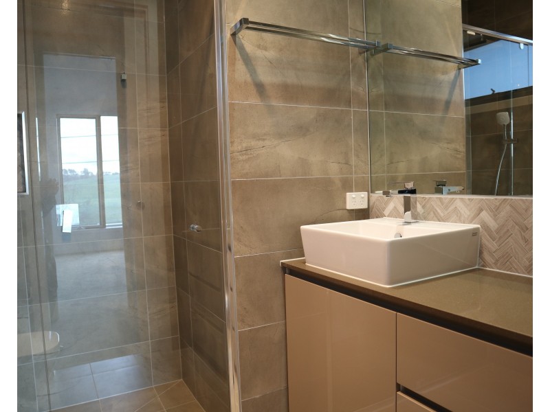 250 Spring Road, Dingley Village VIC 3172