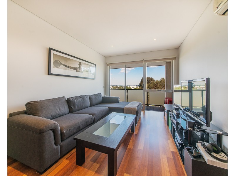 16/213 Normanby Road, Notting Hill VIC 3168