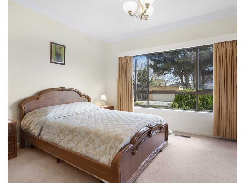 10 Sheffield Street, Bentleigh East VIC 3165