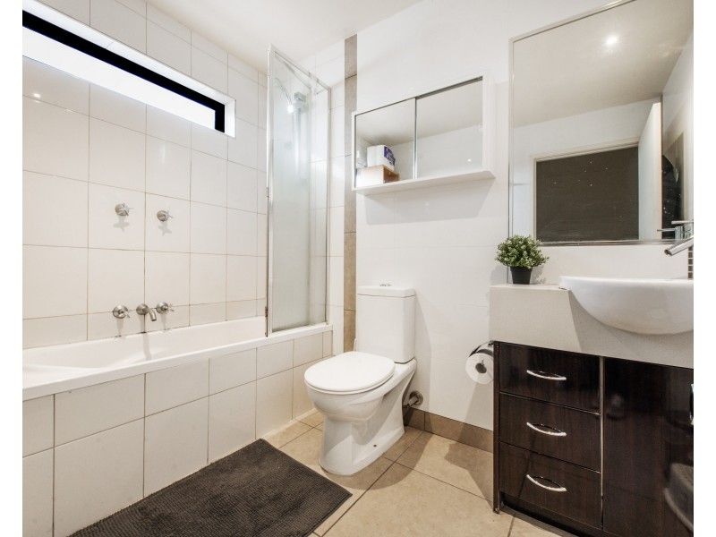 21/1324 Centre Road, Clayton South VIC 3169