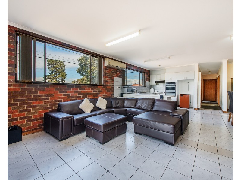 63a Springs Road, Clayton South VIC 3169