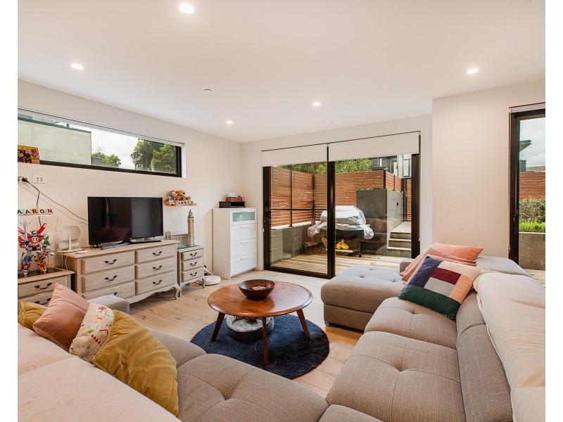 1/3 Claire Street, Mckinnon VIC 3204