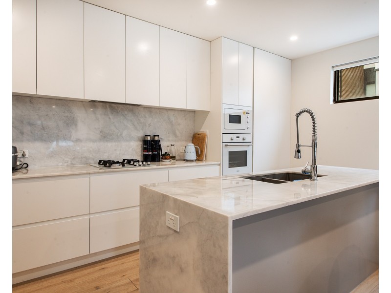 1/3 Claire Street, Mckinnon VIC 3204