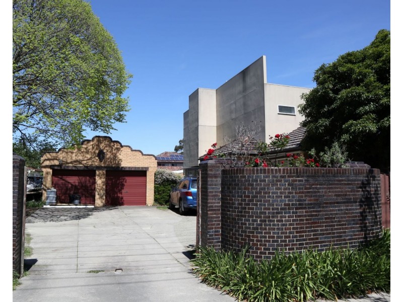F13/2015 Dandenong Road, Clayton VIC 3168