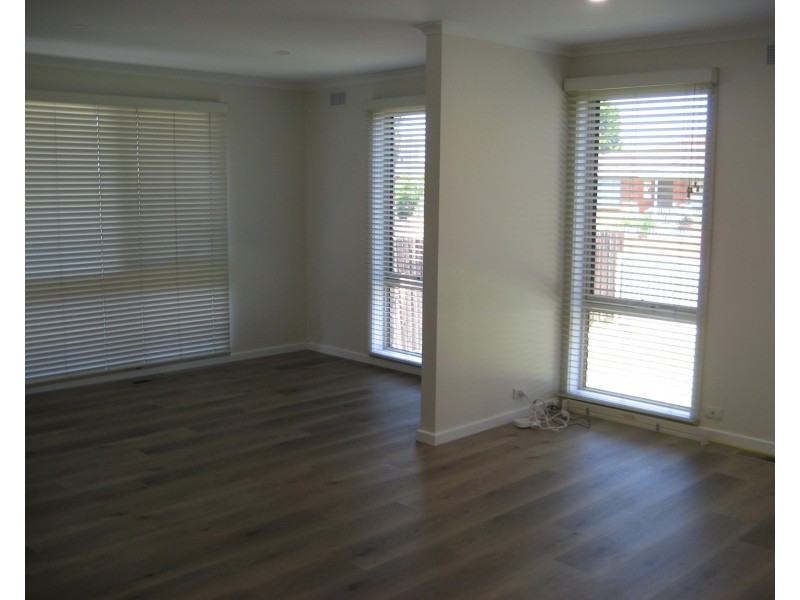 29 Nettelbeck Road, Clayton South VIC 3169