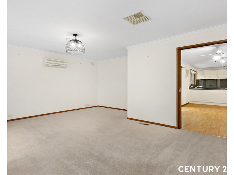 43 Tarago Crescent, Clayton South VIC 3169