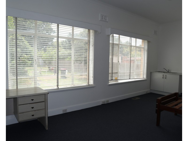 G09/2015 Dandenong Road, Clayton VIC 3168
