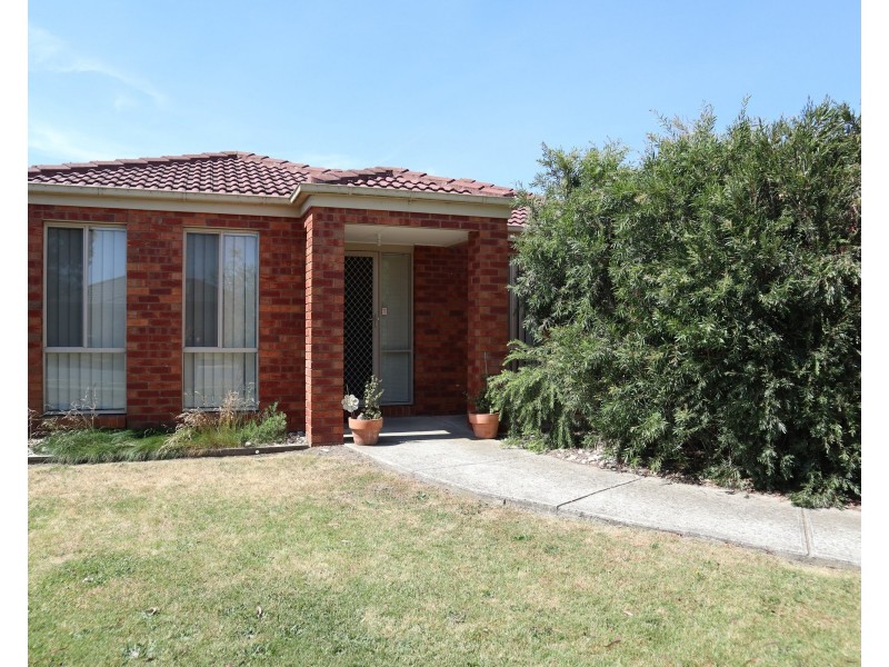 21 Domino Way, Hampton Park VIC 3976
