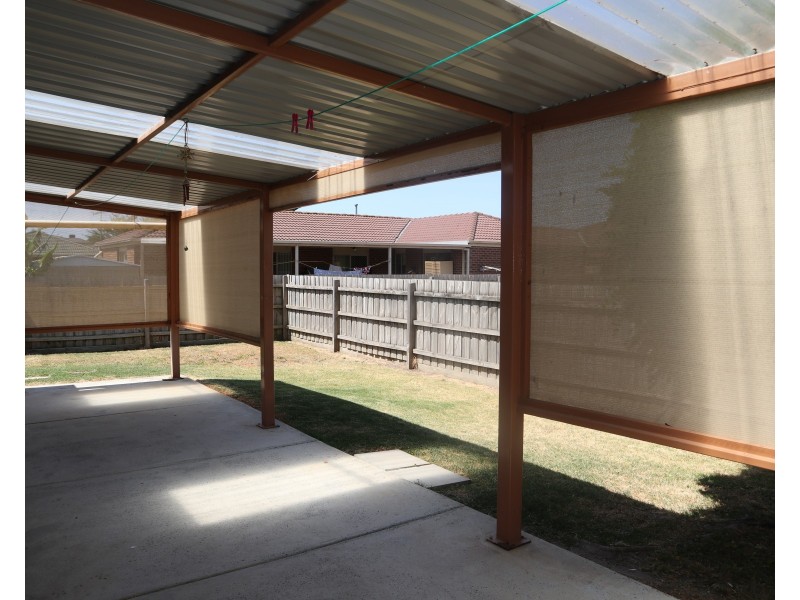 21 Domino Way, Hampton Park VIC 3976