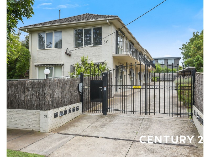 1/30 Walsh Street, Ormond VIC 3204