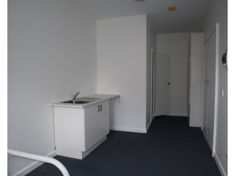 F11/2015 Dandenong Road, Clayton VIC 3168