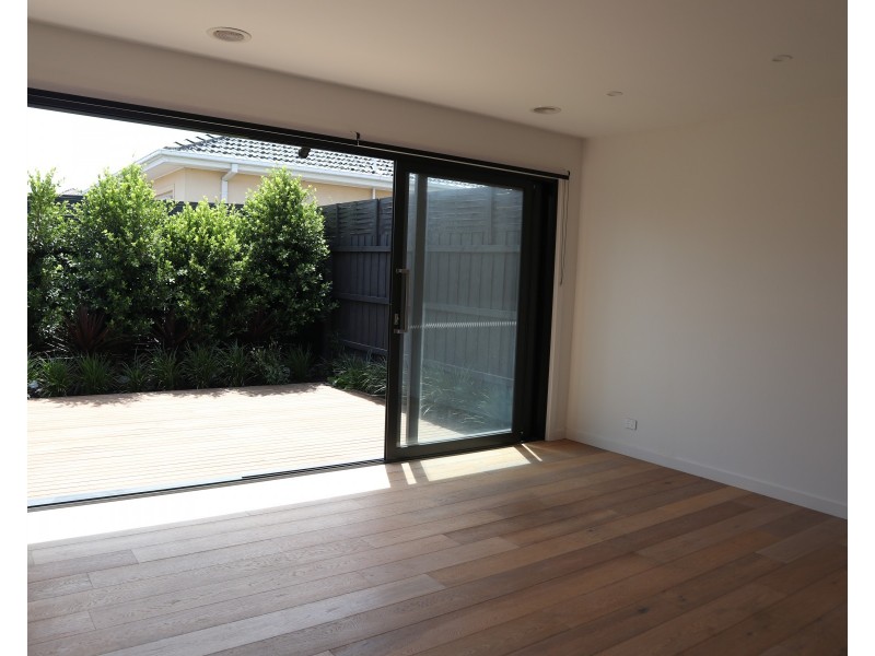 2/172  Patterson Road, Bentleigh VIC 3204