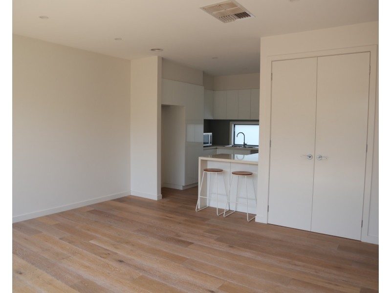 2/172  Patterson Road, Bentleigh VIC 3204