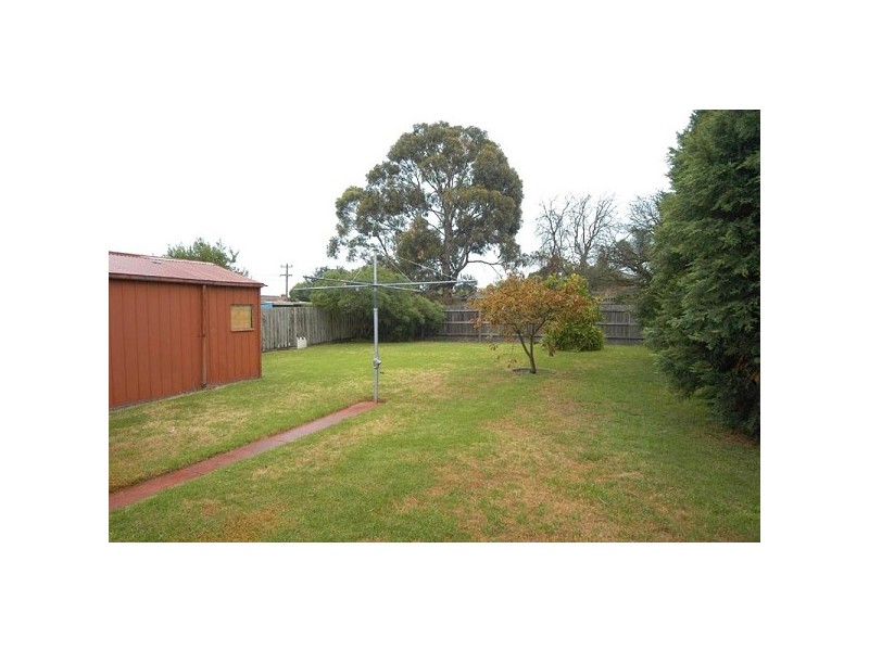 5 Glencannon Crescent, Clayton South VIC 3169