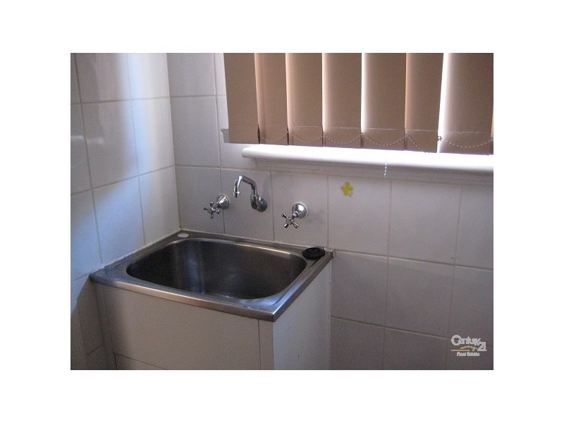 5 BOND STREET, Clayton South VIC 3169