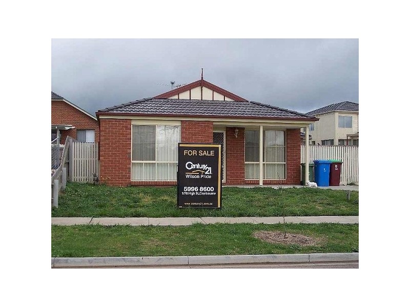 77 Laura Drive, Hampton Park VIC 3976