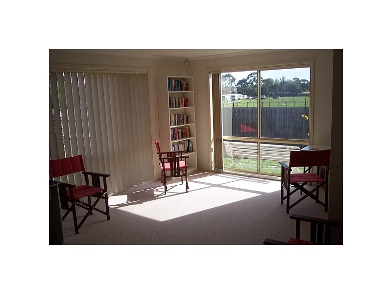 15 Blake Street, Berwick VIC 3806