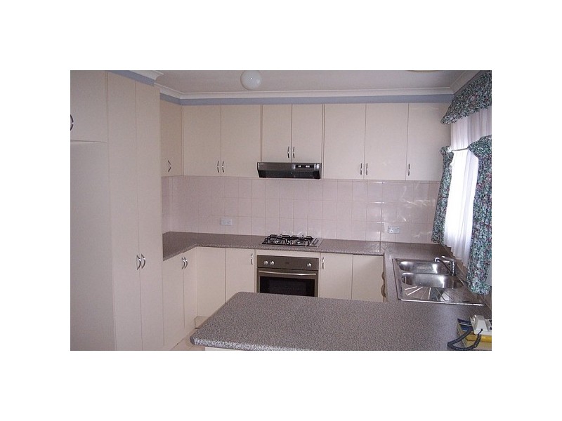 5 McMillan Court, Cranbourne North VIC 3977