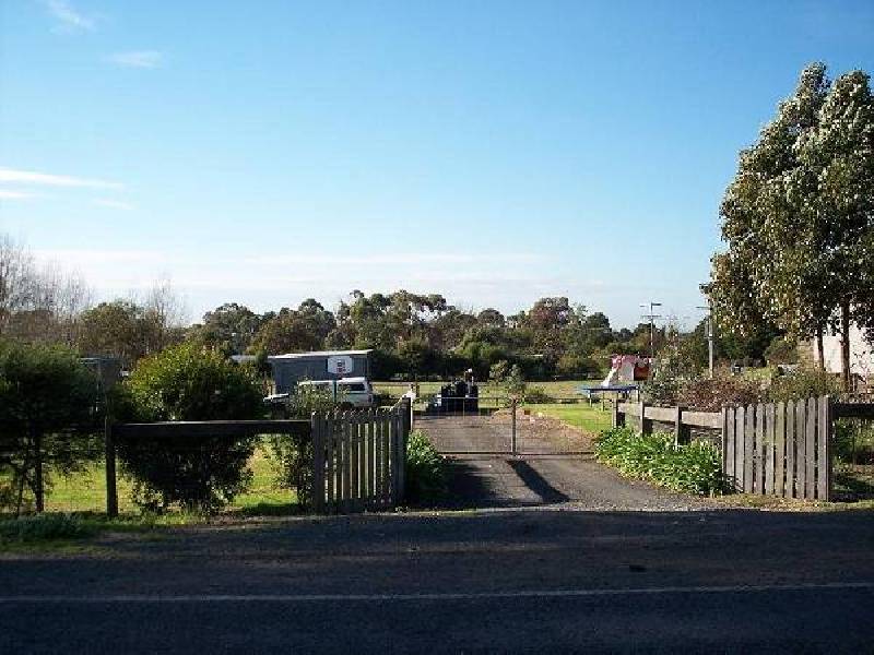 150 Craig Road, Devon Meadows VIC 3977