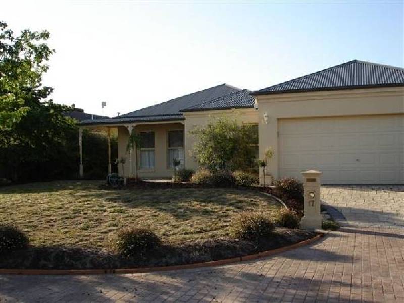 17 Hillston Court, Narre Warren South VIC 3805