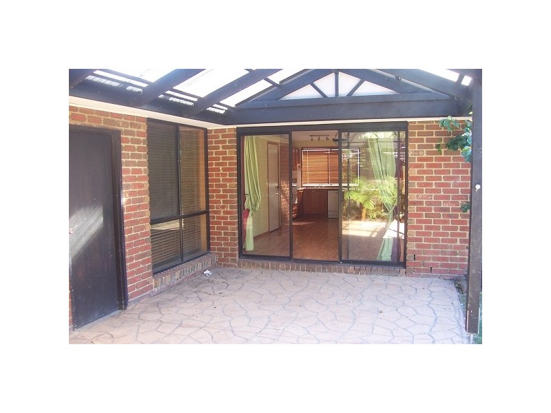 9 Swan Court, Narre Warren South VIC 3805