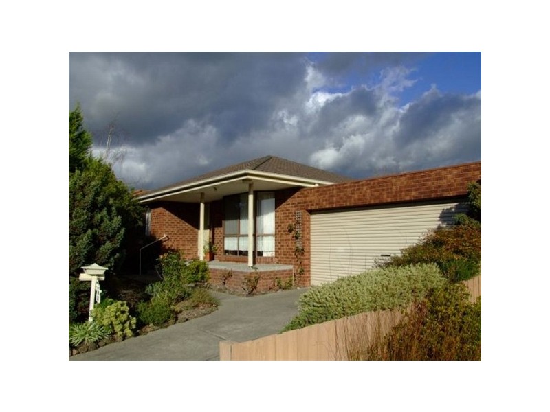 37 Tarcoola Drive, Narre Warren VIC 3805