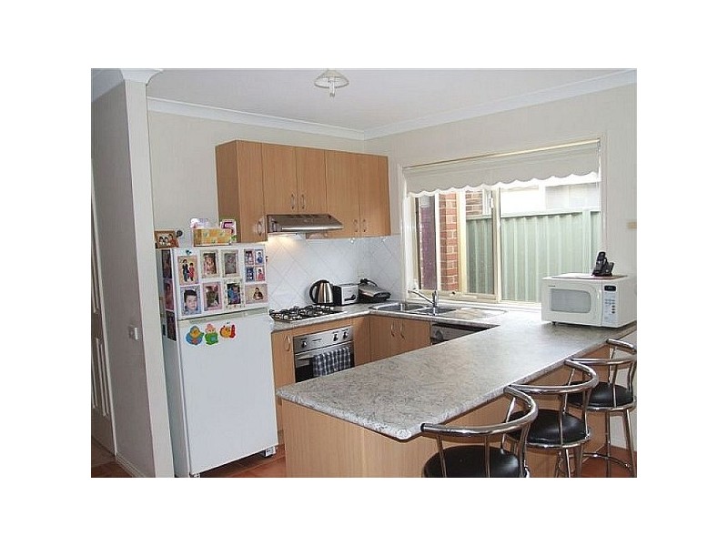 9 Horsham Drive, Cranbourne VIC 3977