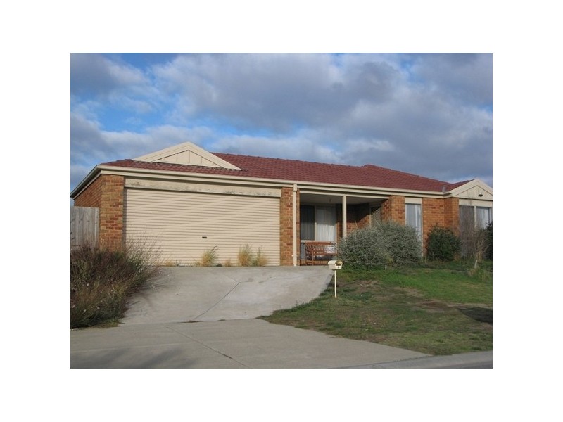 6 Jasa Crescent, Cranbourne West VIC 3977
