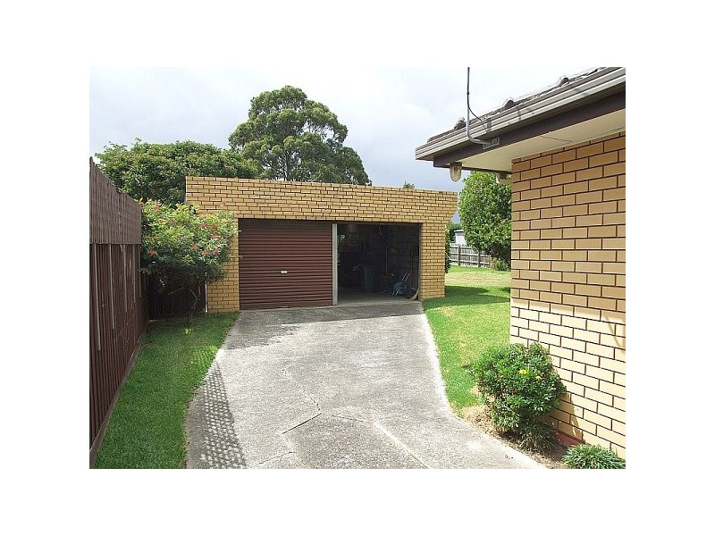 10 Fairfield Street, Cranbourne VIC 3977