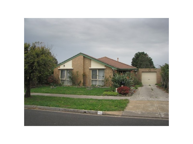 16 Arleon Crescent, Cranbourne VIC 3977