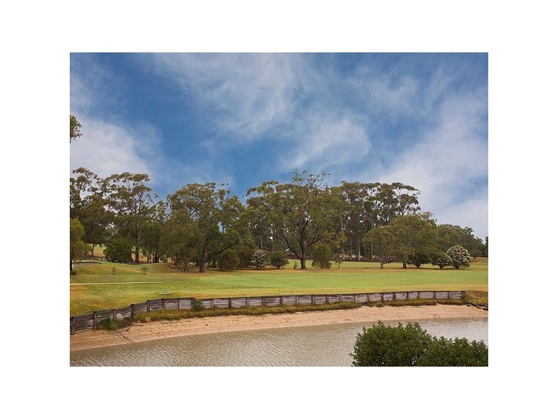 19 Higgins Close, Dingley Village VIC 3172