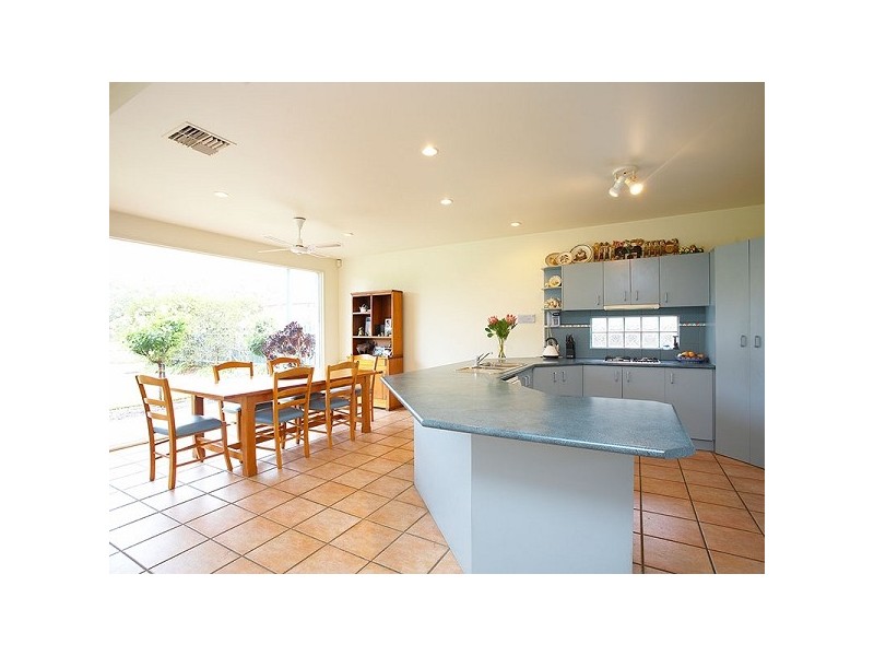 19 Higgins Close, Dingley Village VIC 3172