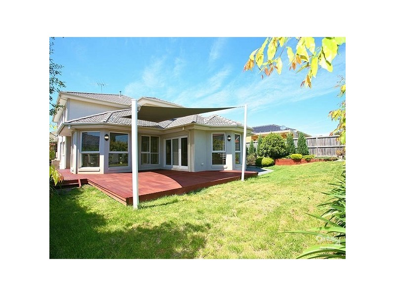 21 Aisha Crescent, Dingley Village VIC 3172