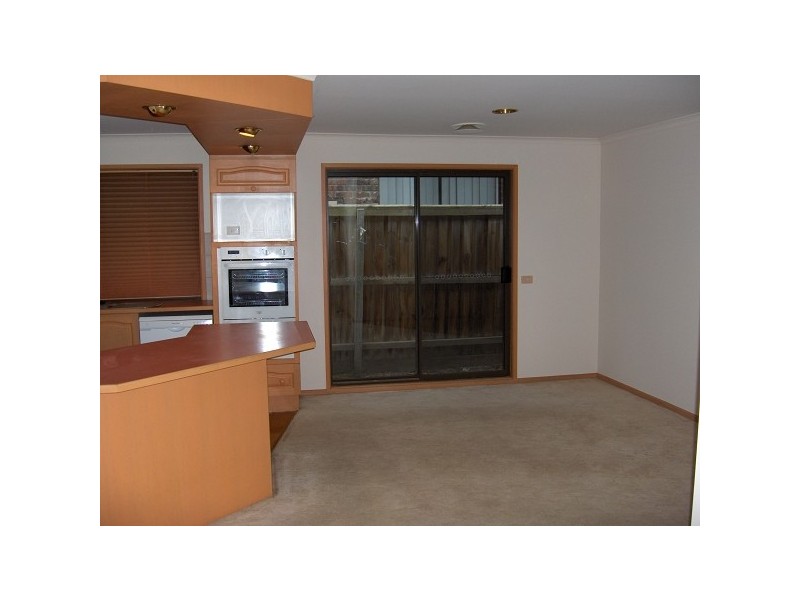 5 Dorrington Court, Dingley Village VIC 3172