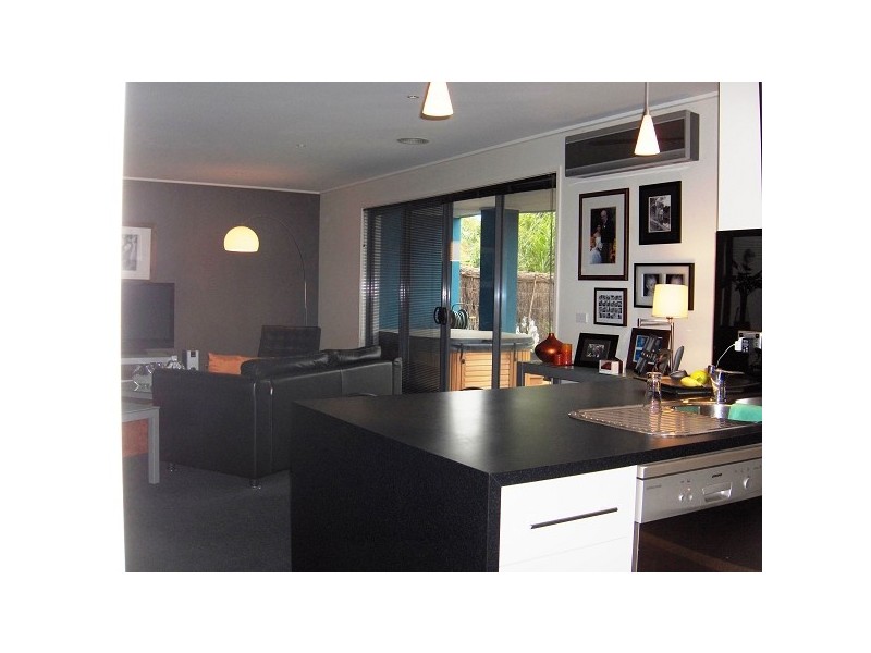 5 Fisher Mews, Waterways VIC 3195