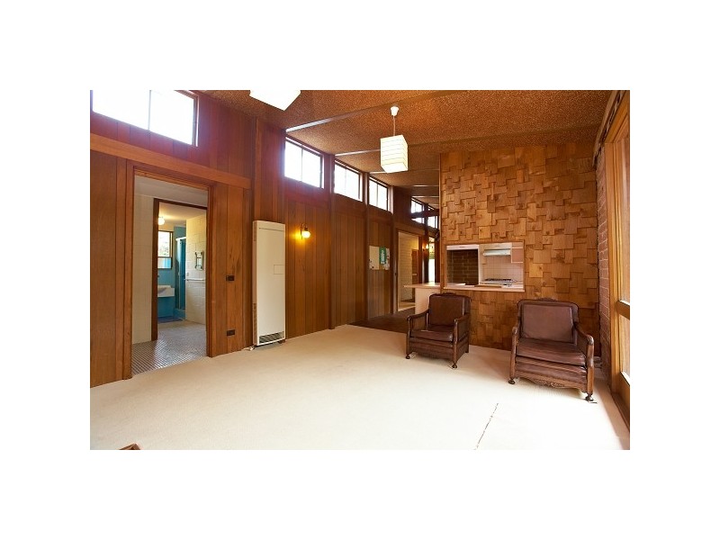 73 Howard Road, Dingley Village VIC 3172