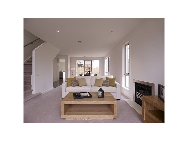 4 Chopard Avenue, Waterways VIC 3195