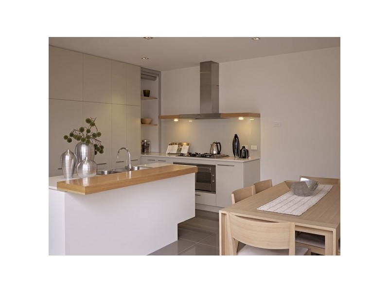 4 Chopard Avenue, Waterways VIC 3195