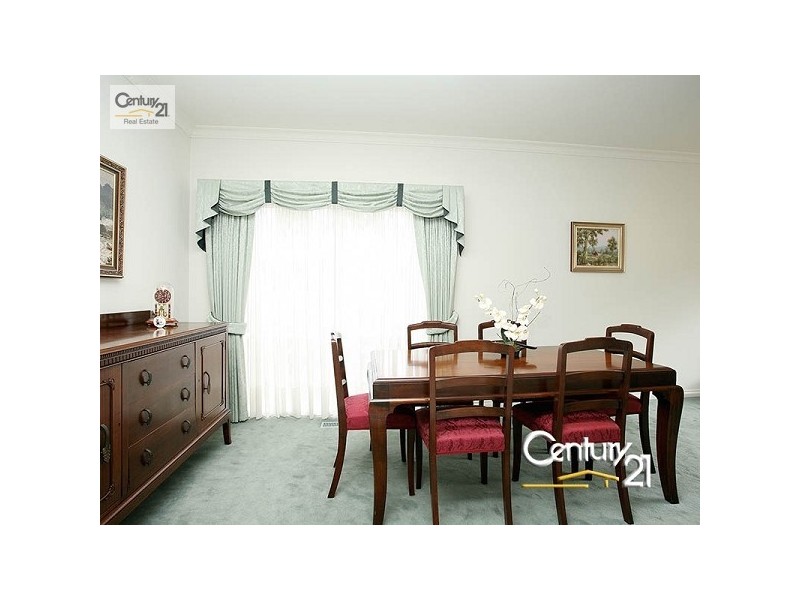 1/2 Fernhill Drive, Dingley Village VIC 3172