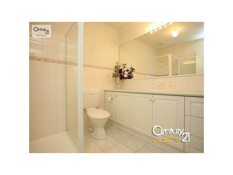 1/2 Fernhill Drive, Dingley Village VIC 3172