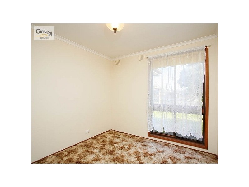 3 Swan Place, Dingley Village VIC 3172