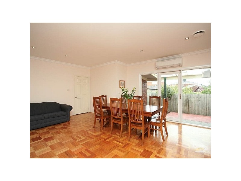 11 Evelyn Court, Dingley Village VIC 3172