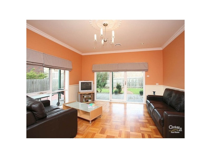 11 Evelyn Court, Dingley Village VIC 3172