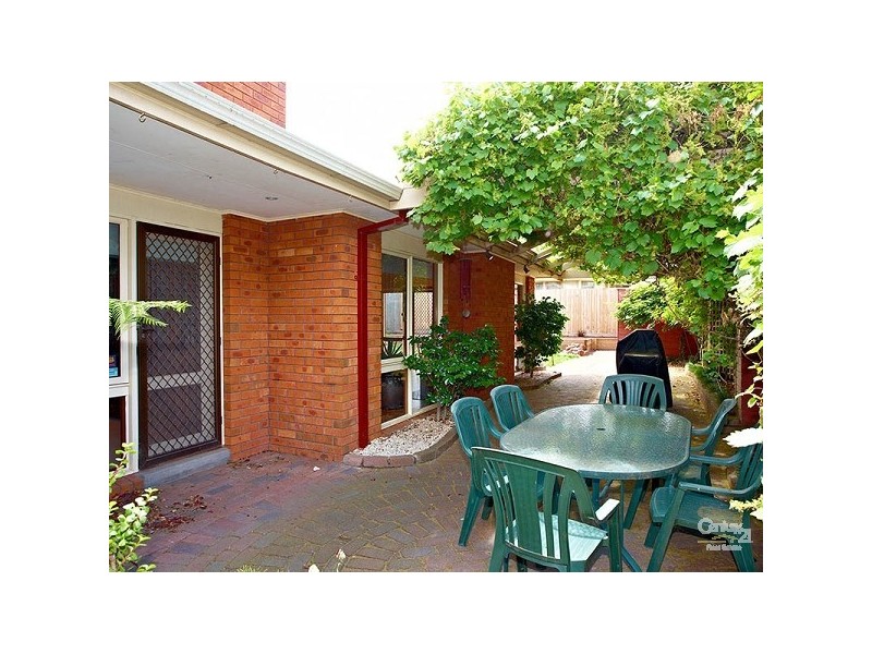 9 Sharrock Drive, Dingley Village VIC 3172
