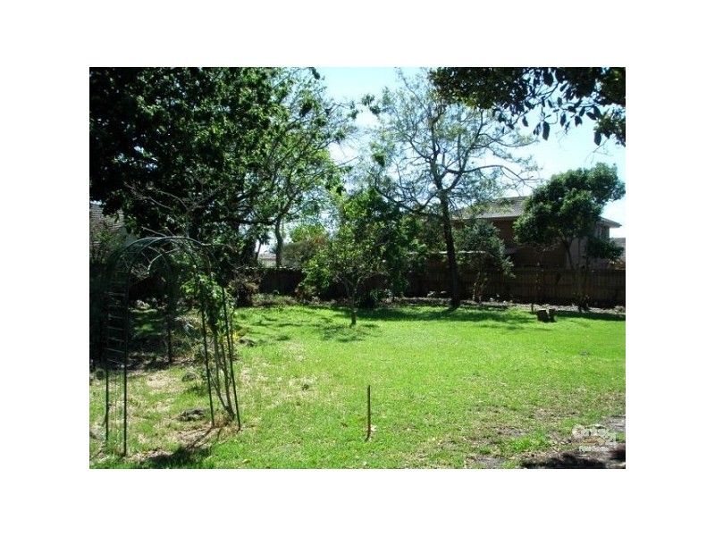 1 Forest Park Road, Dingley Village VIC 3172