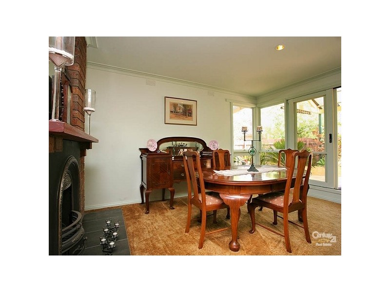 14 Golf Links Crescent, Dingley Village VIC 3172