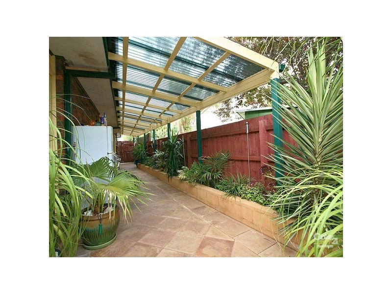 14 Golf Links Crescent, Dingley Village VIC 3172